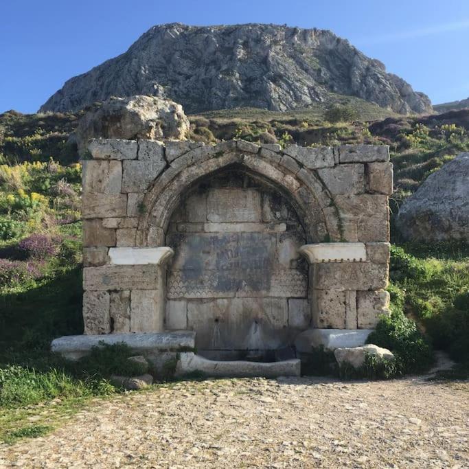 Corinth Aνεξάρτητη Παραδοσιακή Πέτρινη Κατοικία מראה חיצוני תמונה